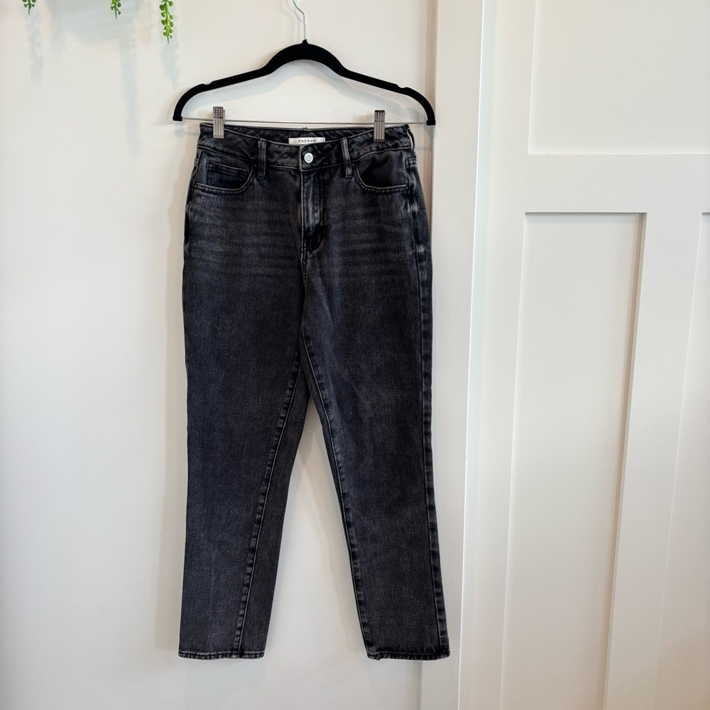 PacSun High Rise Women's Mom Jeans Faded Black Wash Size 25 Inseam 27"